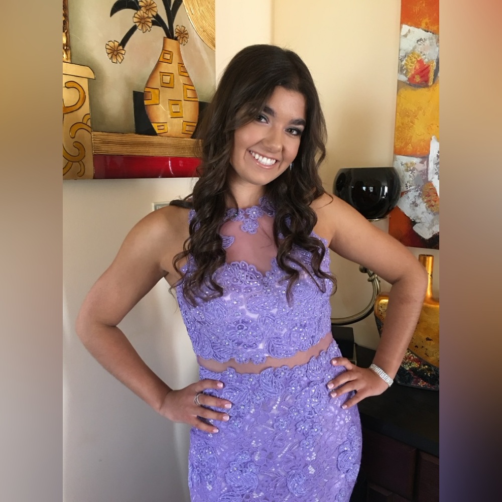 Prom dress!! - Picture 6 of 12